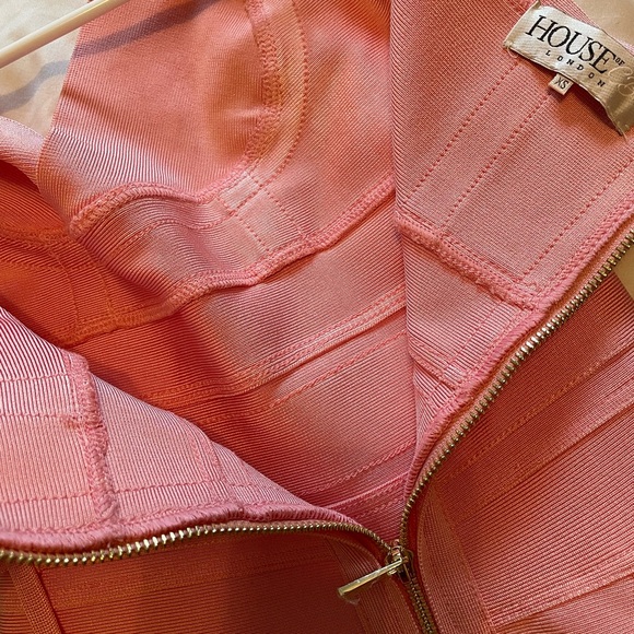 House of CB “belice” dress. Currently out of stock on website! Worn once - Picture 6 of 7